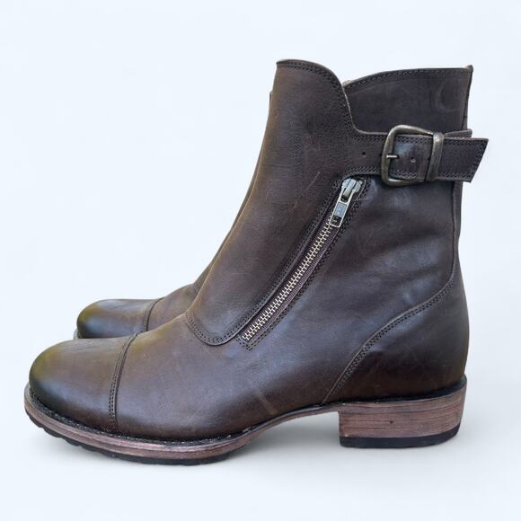 Freebird by Steven Men's Chayse Chelsea Boots Brown Leather Sz 11 NEW Edgy Urban - Picture 1 of 14